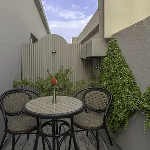 تحقق من التوفر